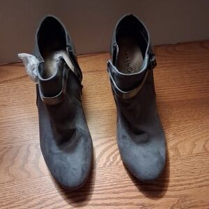 Women's Karen Scott Gray Booties, 10M, NWOT